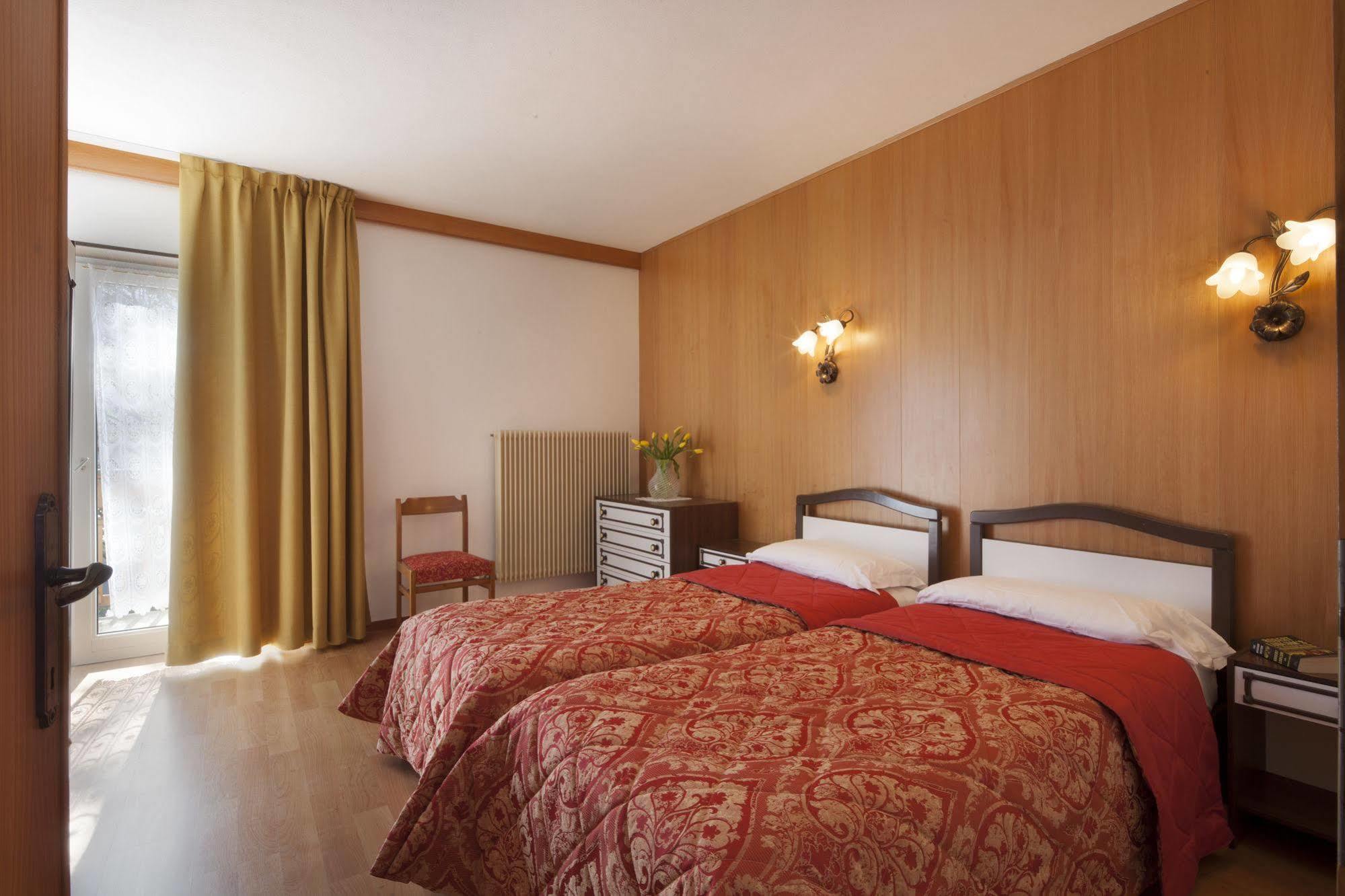 Hotel Miralago Wellness - Adults Only Molveno Ngoại thất bức ảnh